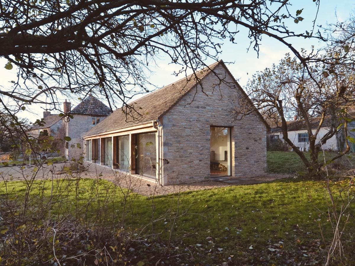Holiday home High Cogges Farm - The Cart Shed