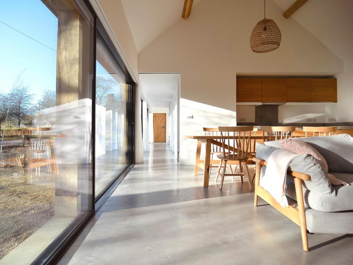 Holiday home High Cogges Farm - The Cart Shed Witney