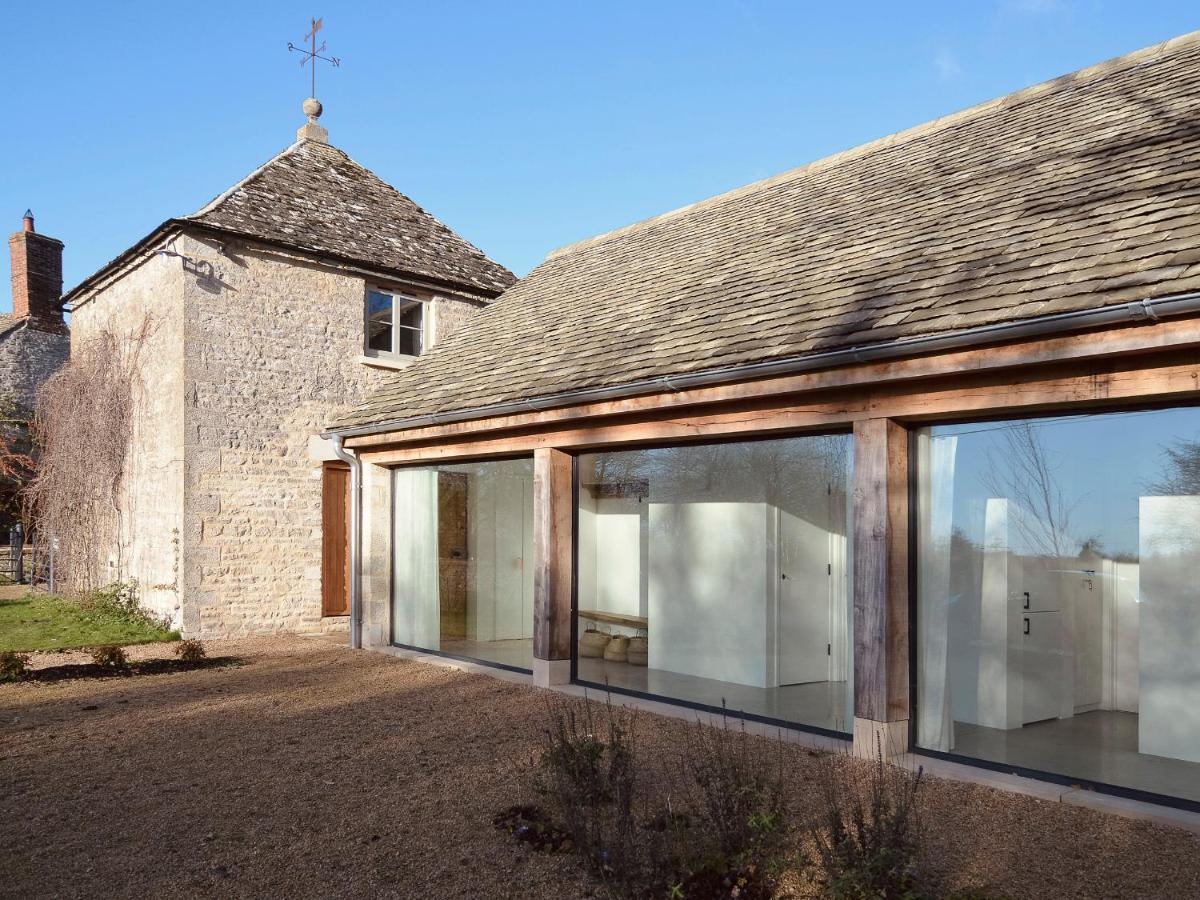 High Cogges Farm - The Cart Shed Holiday home Witney